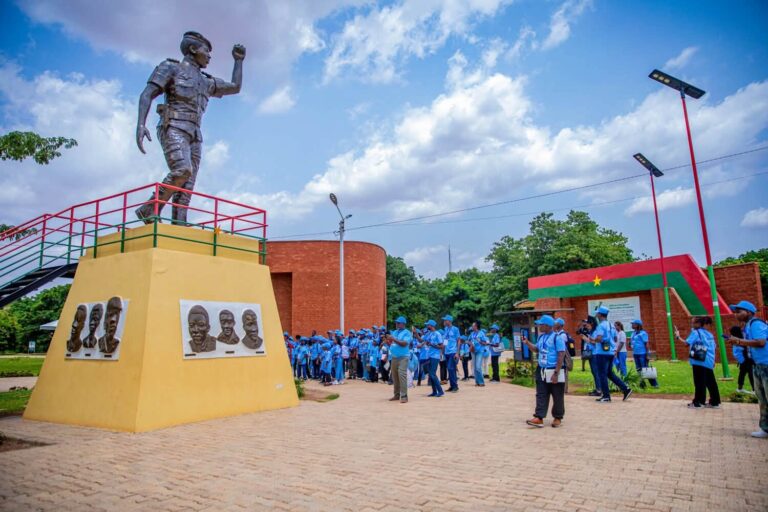 Sur les traces de Thomas Sankara : une rencontre avec l’Histoire